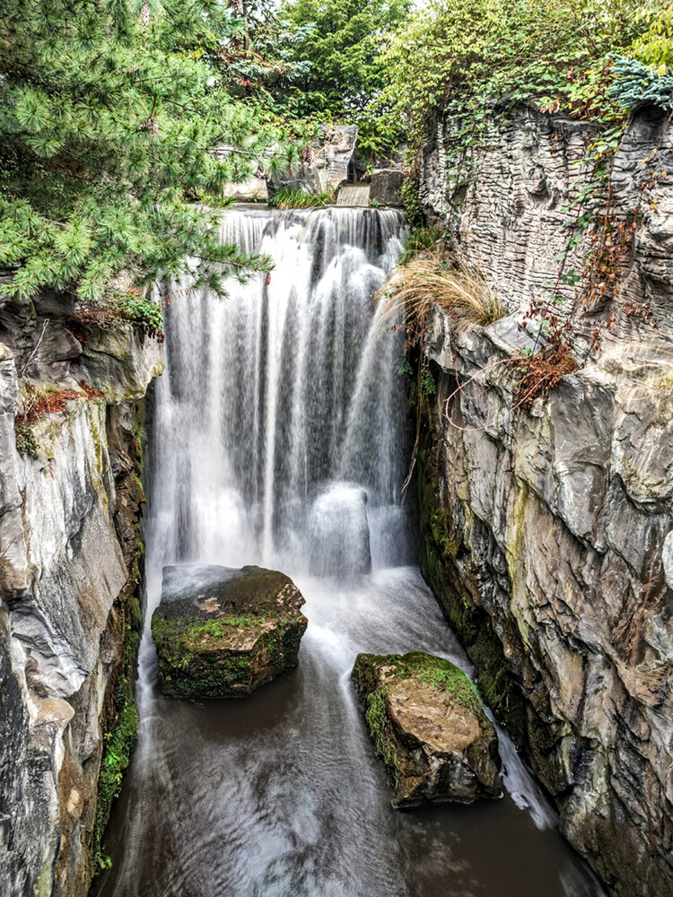 Zoom - Wasserfall
Manni
Schlüsselwörter: ZOOM Erlebniswelt; Gelsenkirchen;