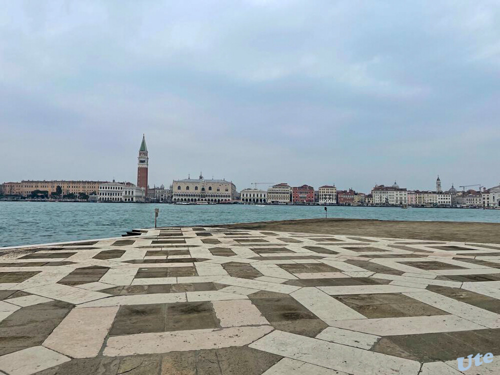 Impressionen aus Venedig
Schlüsselwörter: 2022