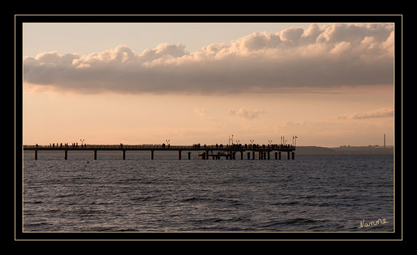 Seebrücke Binz
bei Sonnenuntergang
Schlüsselwörter: Rügen, Binz, Strand