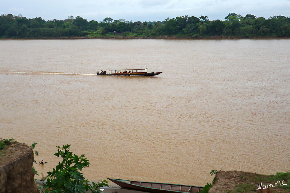 1 Peru Puerto Maldonado Besuch einer Chacra (Plantage)
Der Wasserstand ist zur Zeit niedrig so das wir es nicht einfach hatten hoch zu kommen
Schlüsselwörter: Peru