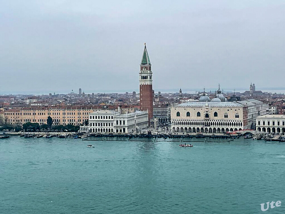 Impressionen aus Venedig
Schlüsselwörter: 2022