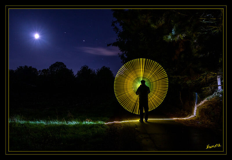 Lichter der Nacht
Schlüsselwörter: Lichtmalerei; Lightpainting; 2020