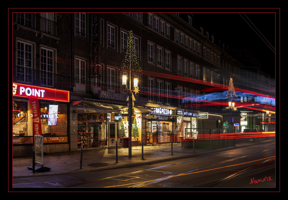 Lichter in der Stadt
Schlüsselwörter: 2025