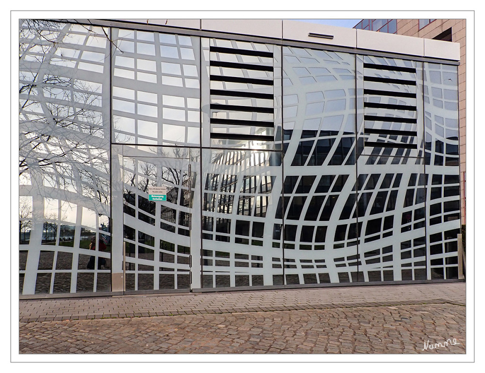 Optische Täuschung
Schlüsselwörter: 2026