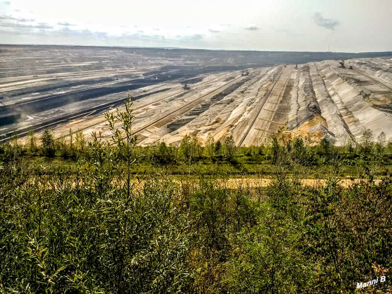 Tagebau Hambach
Schlüsselwörter: Braunkohletagebau