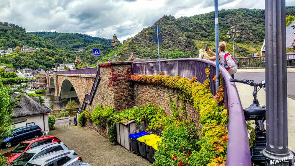 Impressionen aus Cochem
Moselbrücke
Schlüsselwörter: Mosel