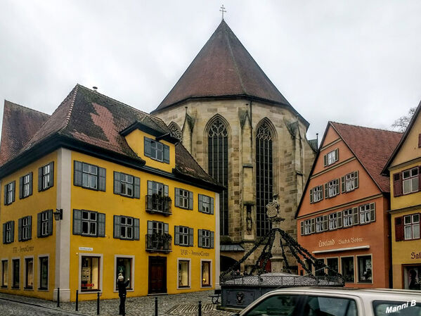 Dinkelsbühl
Die ehemalige Reichsstadt ist aufgrund des besonders gut erhaltenen spätmittelalterlichen Stadtbildes ein bedeutender Tourismusort an der Romantischen Straße. Seit 1998 ist Dinkelsbühl Große Kreisstadt. laut Wikipedia
Schlüsselwörter: Dinkelsbühl