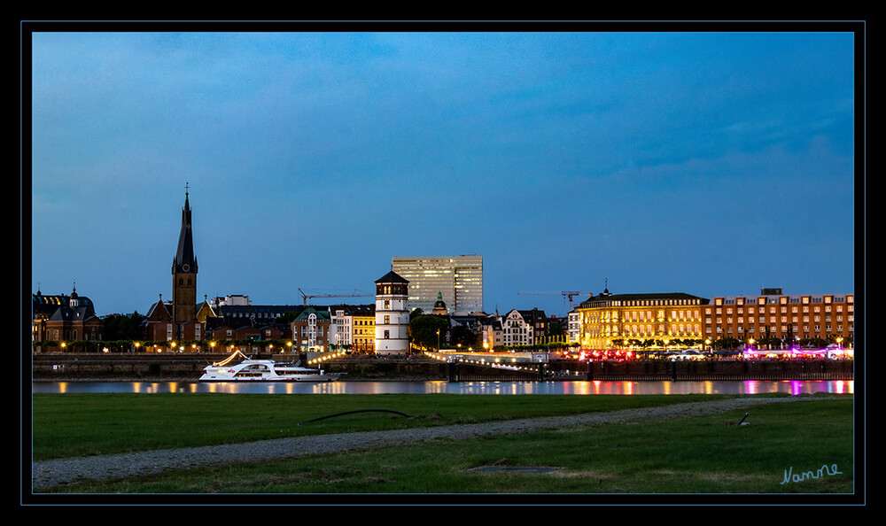 Blick auf die Altstadt
Schlüsselwörter: Düsseldorf;