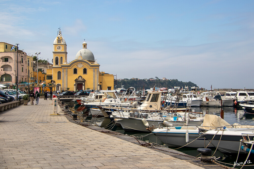 Procida
mit Blick auf die Kirche
Schlüsselwörter: Italien