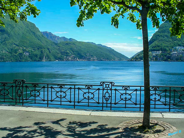 Porlezzaimpressionen
Flucht in den sonnigen, warmen Norden
Schlüsselwörter: Italien