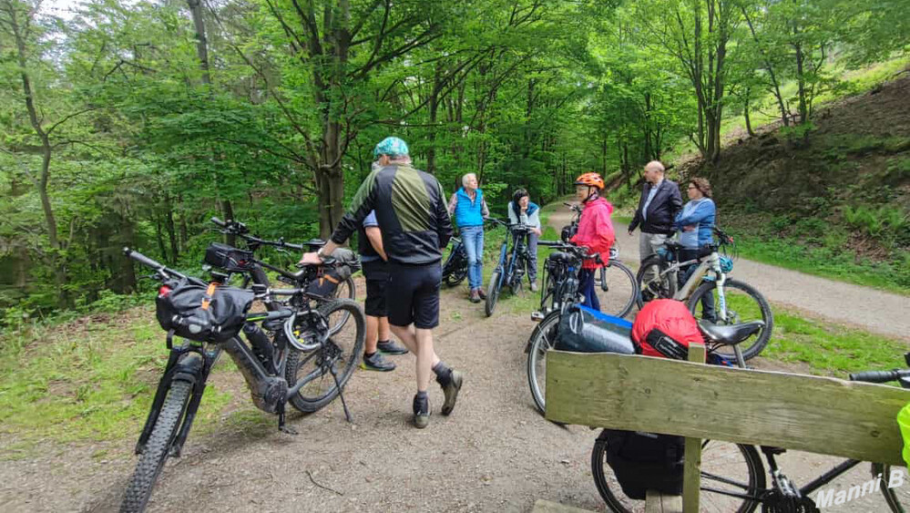 An der höchsten Stelle
der Radtour
Schlüsselwörter: Eifel