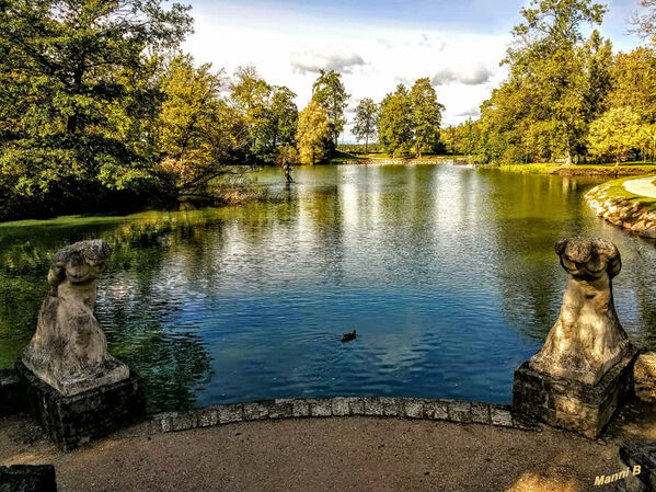 Schloss Cēsis
mit seinem See im Park
Schlüsselwörter: Lettland