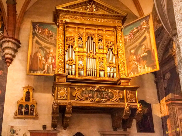 Veronaimpressionen
Eine der zwei Orgeln im Dom Santa Maria Matricolare
Schlüsselwörter: Italien, Verona