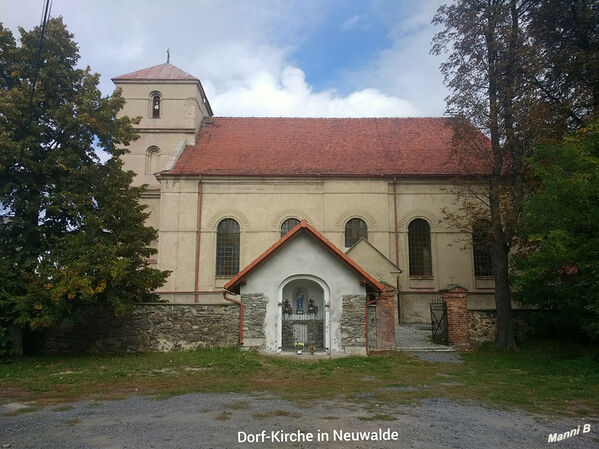 Neuwalde
Der Landkreis Neisse war ein preußischer Landkreis in Oberschlesien, der von 1742 bis 1945 bestand. Seine Kreisstadt war die Stadt Neisse, die seit 1911 einen eigenen Stadtkreis bildete. Das frühere Kreisgebiet liegt heute in der polnischen Woiwodschaft Oppeln. laut Wikipedia
Schlüsselwörter: Polen