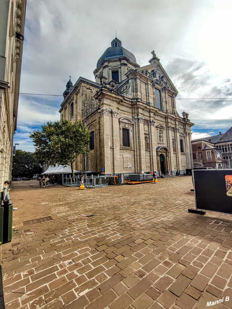 Frankreichimpressionen
Sint-Pieterskerk
