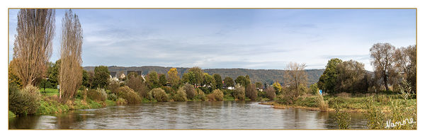 Bad Oeynhausen
Etwa 10 Flusskilometer hinter Vlotho passiert die Weser die Kurstadt Bad Oeynhausen und nimmt in im westlichsten Punkt des Bogens die Werre am sogenannten „Werre-Weser-Kuss“ auf.
laut Wikipedia
Schlüsselwörter: Bad Oeynhausen