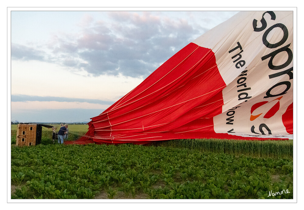 Ballon gelandet
Schlüsselwörter: Ballonfahrt 2024