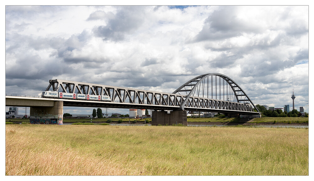 Brücken und Stege „Hammer Eisenbahnbrücke“
Marianne
Schlüsselwörter: 2022