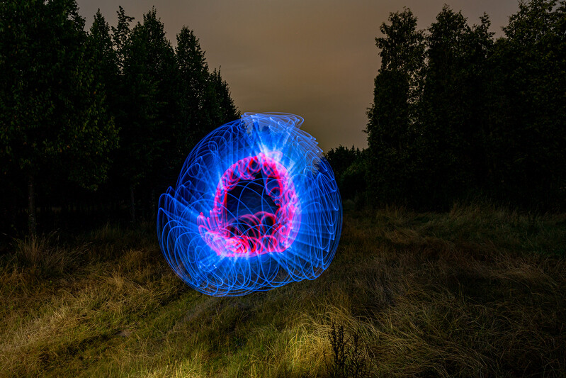 Bunter Orb
Marianne
Schlüsselwörter: Lichtmalerei; Lightpainting; 2020