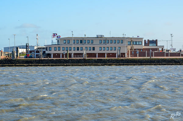 Fähranleger Norddeich
Ankunft/Abfahrt Norderney und Juist.
Schlüsselwörter: Nordsee,