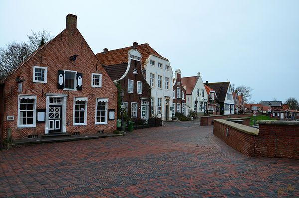 Greetsiel
historische Giebelhäuser aus dem 17. Jahrhundert.
Schlüsselwörter: Nordsee,