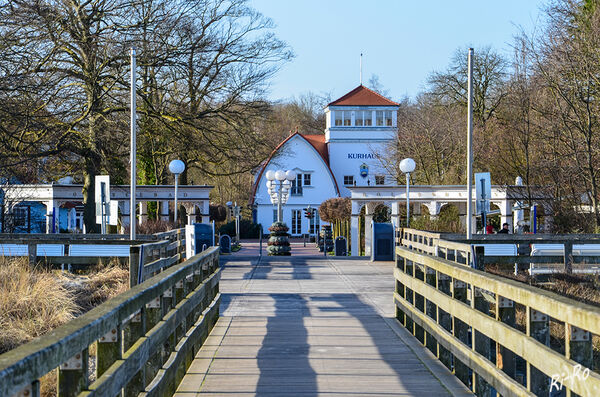 Blick v. der Seebrücke
zum Kurhaus
Schlüsselwörter: Ostsee