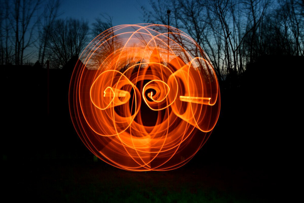 Orange Kugel
Roland
Schlüsselwörter: Lichtmalerei; Lightpainting; 2022;