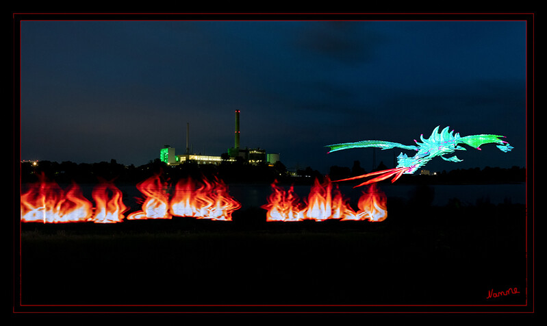 34 - Feuerdrache
2020
Schlüsselwörter: Lichtmalerei; Lightpainting; 2020