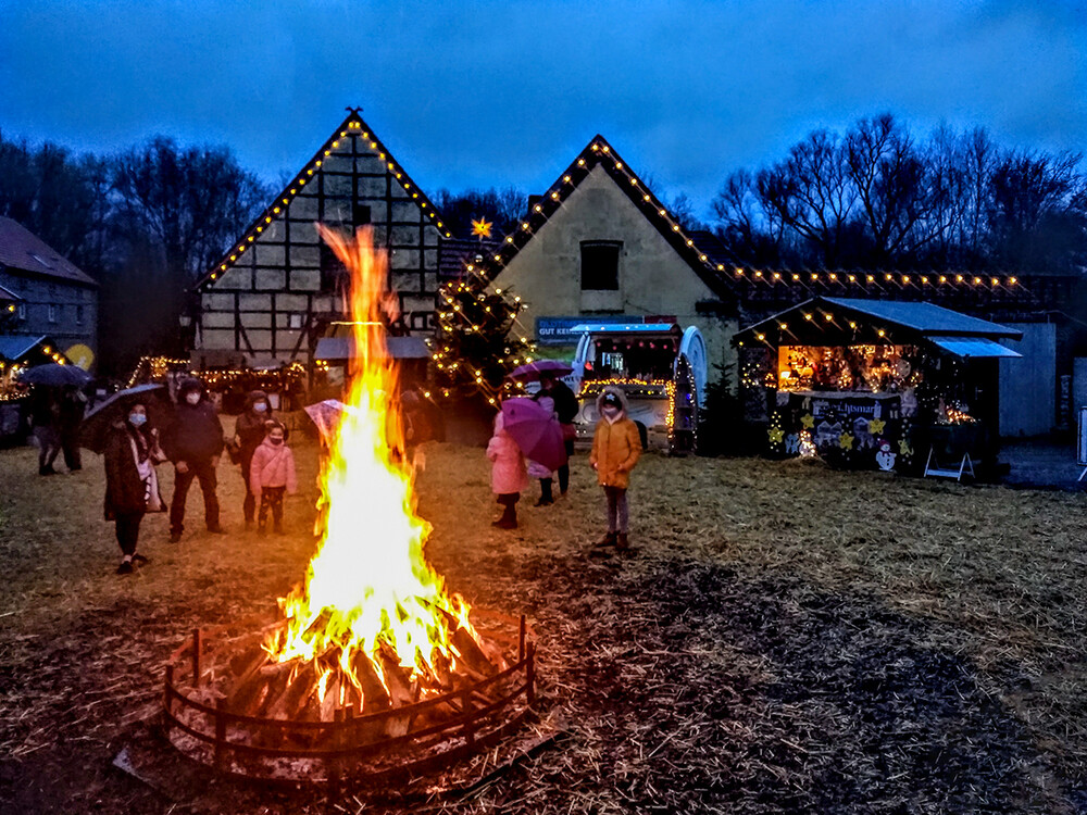 Dezemberfotos „Lagerfeuer“
Manni
Schlüsselwörter: 2021