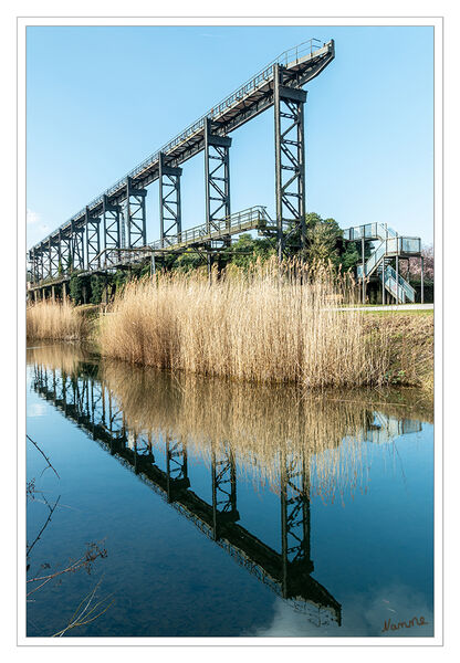 LaPaDu
Promenade entlang der Alten Emscher, die den Landschaftspark (LaPaDu) durchzieht.
Schlüsselwörter: Duisburg; LaPaDu