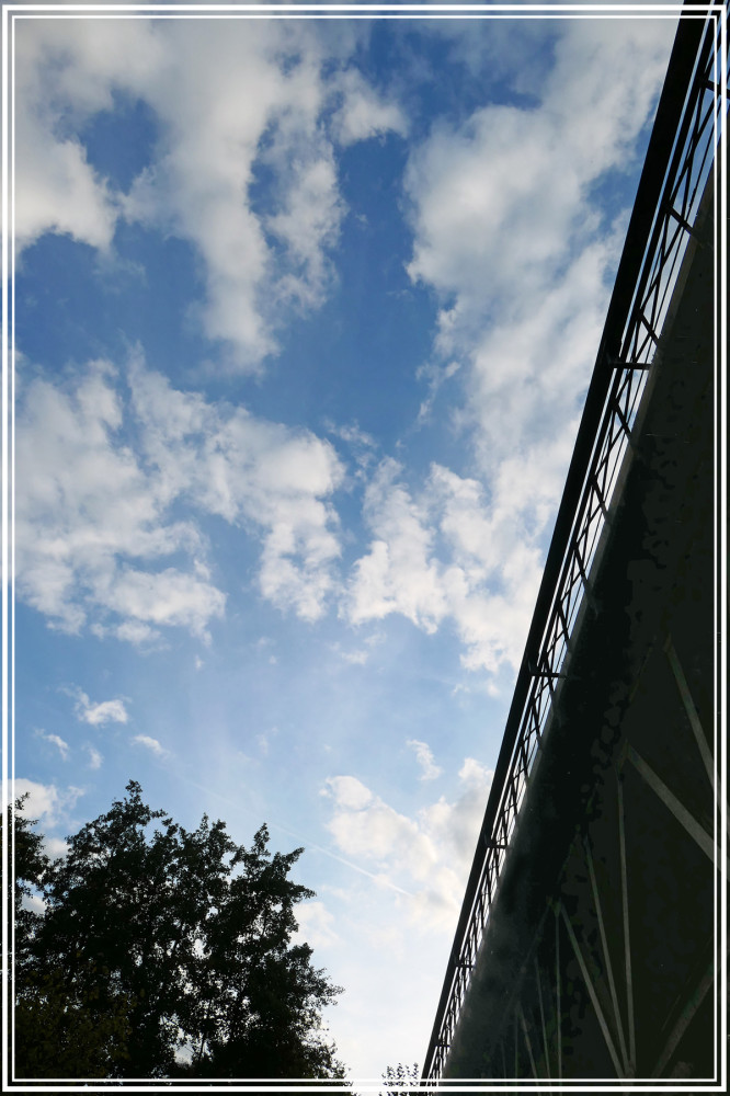 Am Himmel "Wolken mal anders"
Elise
Schlüsselwörter: 2025