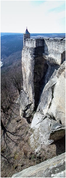 Festung Königsstein
Die Festung wurde nie eingenommen, zu sehr hatte sie nach dem Ausbau durch Kurfürst Christian I. einen abschreckenden Ruf. 
laut Wikipedia
Schlüsselwörter: Sächsische Schweiz Festung Königsstein