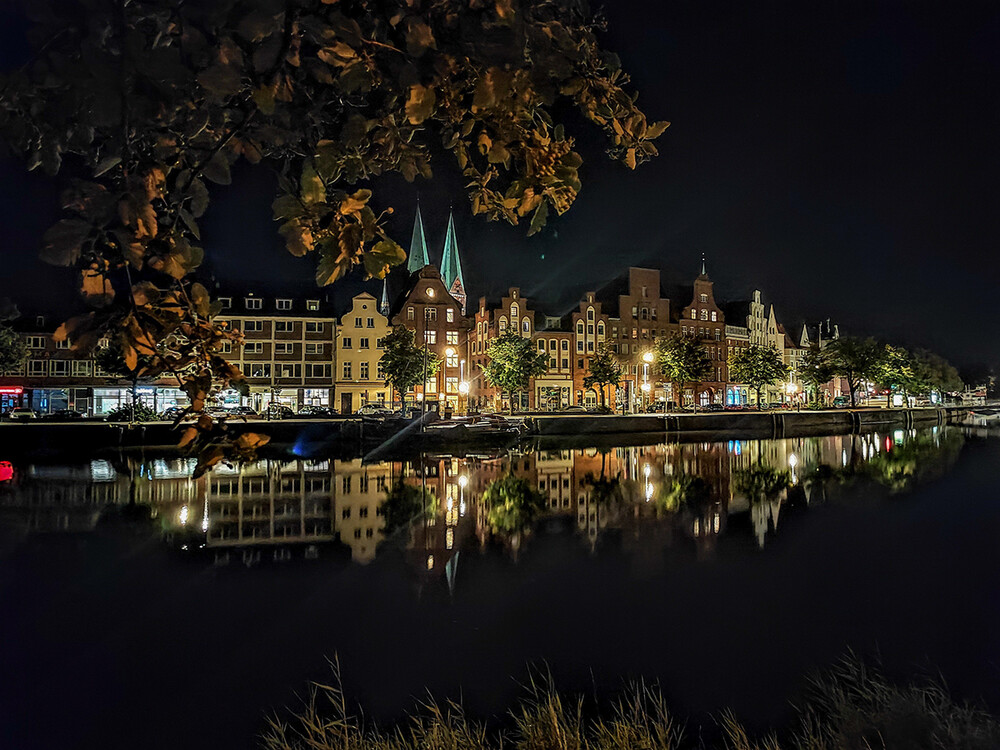 Frei "Lübeck bei Nacht"
Manni
Schlüsselwörter: 2024