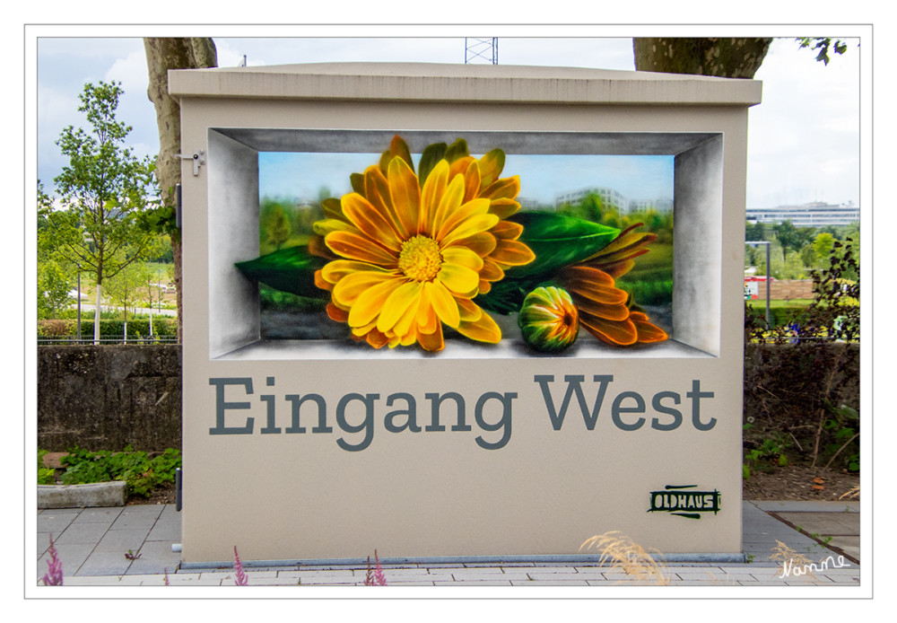 Graffiti am Eingang der LaGa Neuss
Schlüsselwörter: 2026