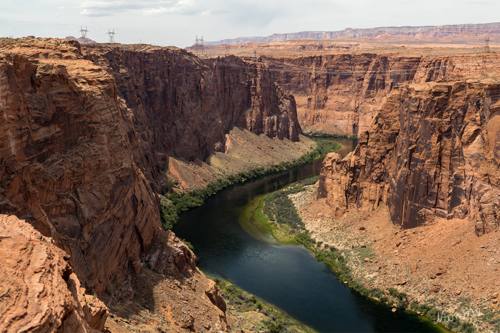 Glen Damm
Der Colorado fließt weiter in Richtung Gran Canyon.
Arizona 
Schlüsselwörter: 2025