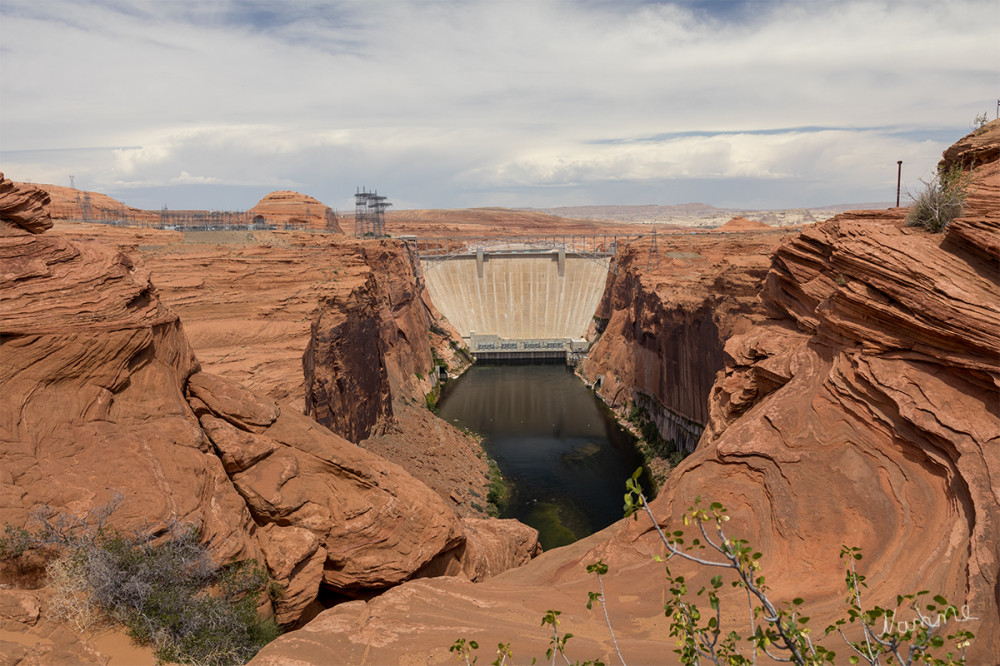 Glen Damm in Page
Arizona
Der Damm staut den Colorado zum Lake Powell
Schlüsselwörter: 2025