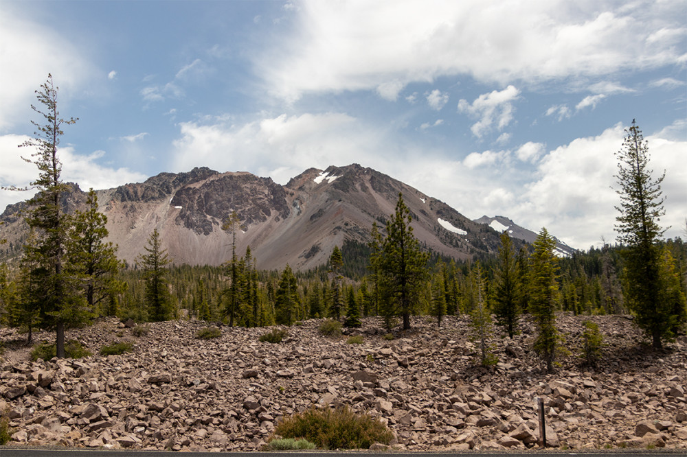 Lassen Volcanic NP
Auswirkungen vom letzten Vulkanausbruch. Die Natur findet einen Weg.
Schlüsselwörter: 2025