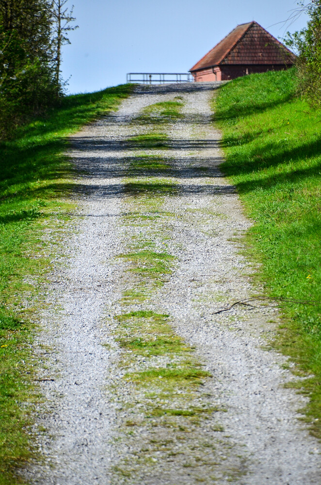 Hochformat "Wanderweg"
Perla
Schlüsselwörter: 2024