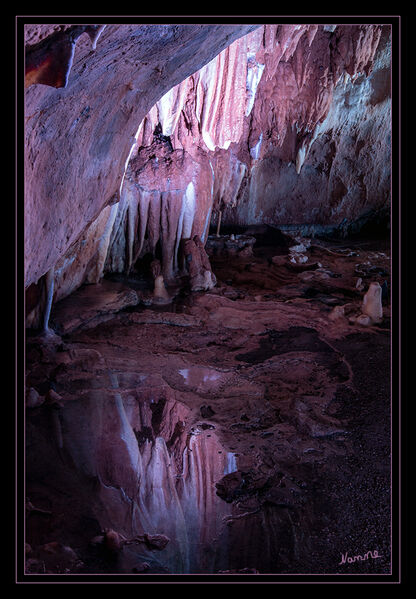 9 - Höhlenlichter
2020
Schlüsselwörter: Dechenhöhle; Isalohn