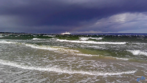 Dramatische See
mit interessantem Himmel
Schlüsselwörter: Binz