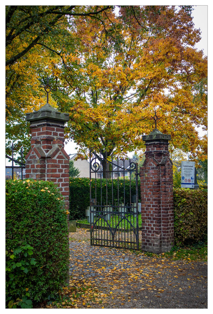 Kultur "Friedhof"
Marianne
Schlüsselwörter: 2025