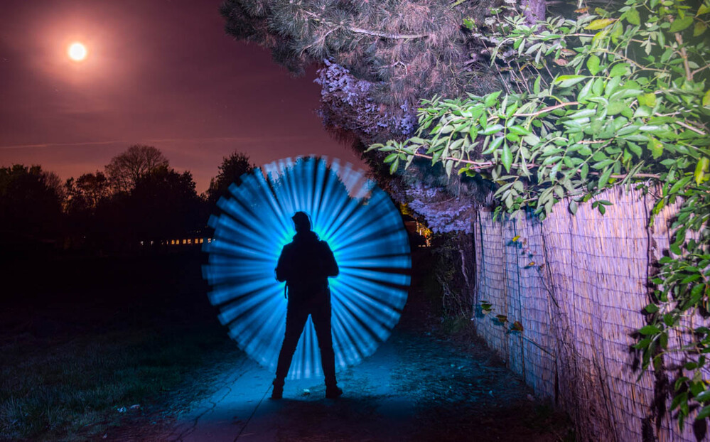 Im Kreis
Karl-Heinz
Schlüsselwörter: Lichtmalerei;  Lightpainting