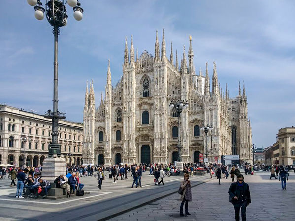 Mailänder Dom
Der Mailänder Dom ist eine römisch-katholische Kirche in Mailand unter dem Patrozinium Mariä Geburt. Er ist die Kathedrale des Erzbistums Mailand. laut Wikipedia
Schlüsselwörter: Italien