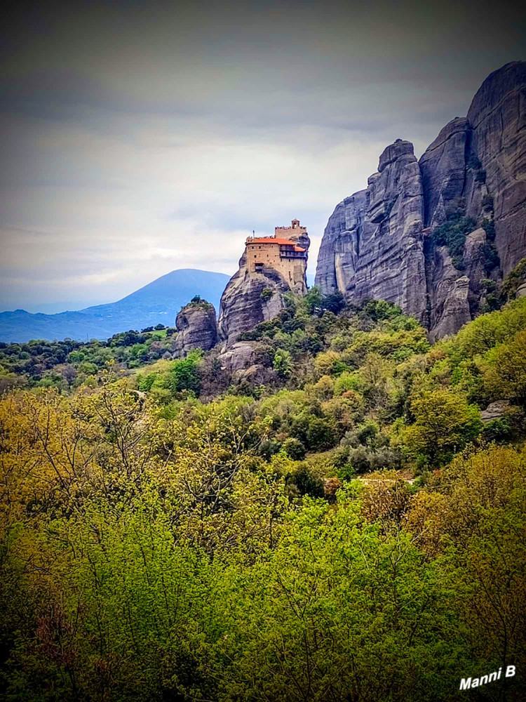 Das Nikolaos Kloster
von den Serpentinen aus fotografiert
Griechenland
Schlüsselwörter: 2025