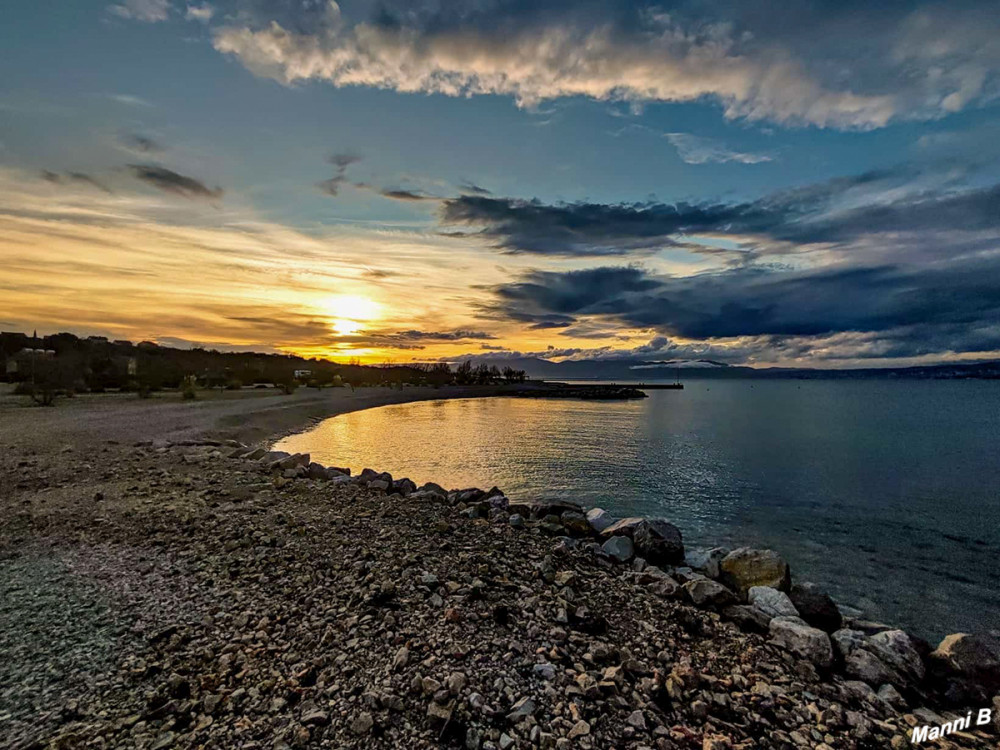 Insel  Krk
Sonnenuntergang
Kroatien
Schlüsselwörter: 2025