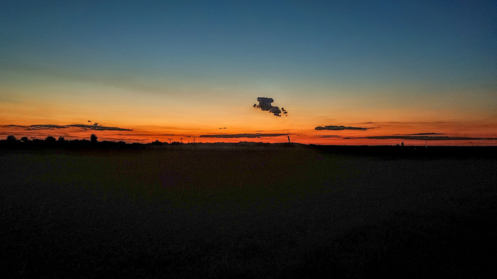 Am Himmel "Ausbruchsversuch der Wolken"
Manni
Schlüsselwörter: 2025