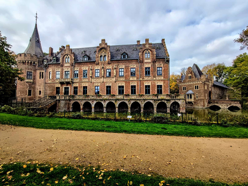 Schloss Paffendorf - Vom Park aus
Manni
Schlüsselwörter: 2025