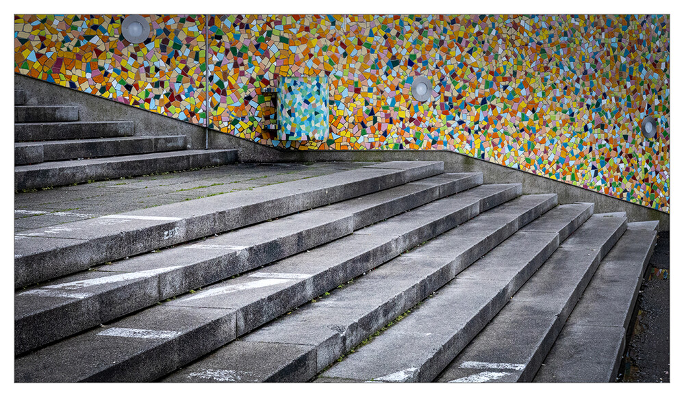 Treppe "Treppenabgang"
Marianne
Schlüsselwörter: 2024