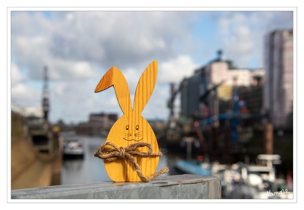 Neusser Hafen mit Hasi
Der zwischen 1835 und 1838 ausgebaute Erftkanal (heute: Hafenbecken 1) wurde im Jahr 1843 zum „Zoll- und Freihafen“ erklärt. lt,neuss
Schlüsselwörter: 2026