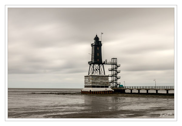 21 - An der Nordseeküste
Langzeitbelichtung
Leuchtturm Obereversand in Dorum
Schlüsselwörter: Langzeitbelichtung